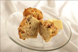 Splitopencinnamonhazelnutmuffins.jpg - image